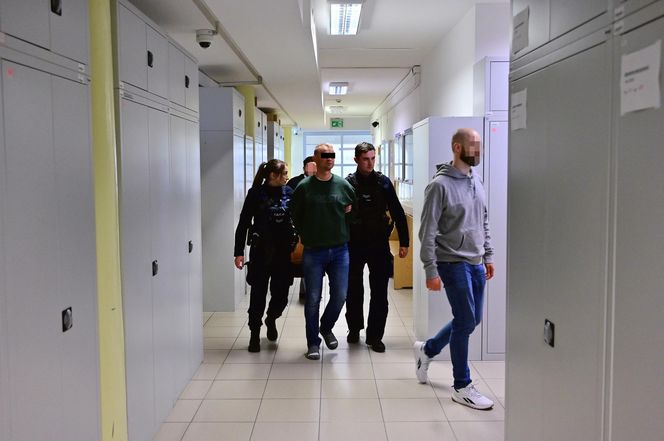 40-latek zatrzymany za planowanie zabójstwa lekarzy! Kupił broń i amunicję