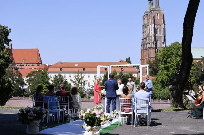 "Pierwsza miłość" - ślub Marysi i Kacpra