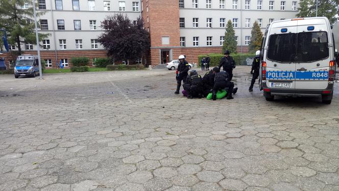 Śląscy policjanci ćwiczą przed szczytem klimatycznym