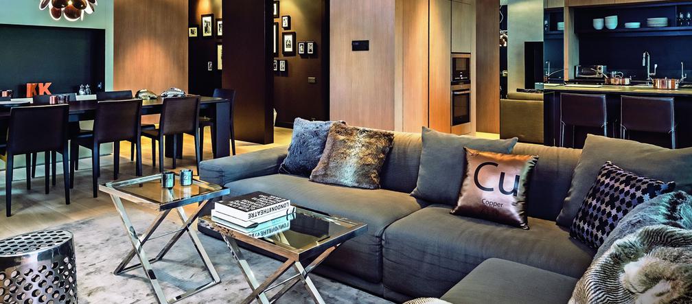 Wygodny salon w części dziennej apartamentu rodzinnego