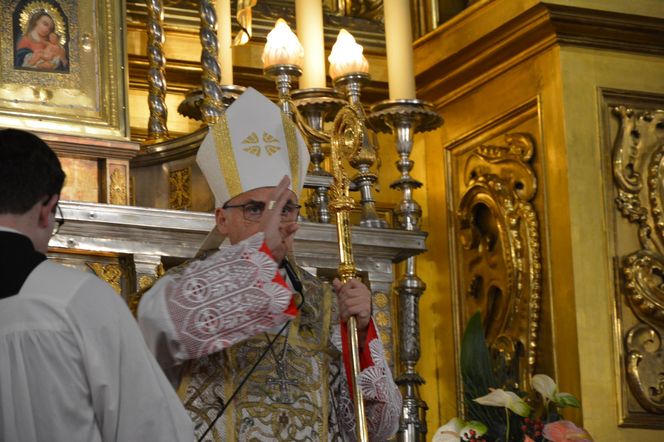 Dwie dziewice konsekrowane na Wawelu. Od biskupa dostały obrączki