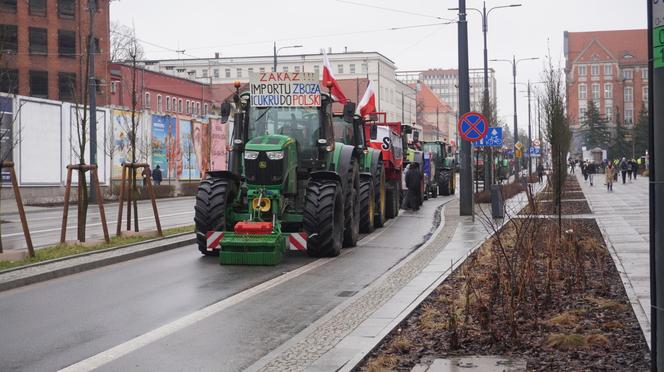 Protest rolników w Olsztynie 21 lutego. Co dzieje się w centrum?