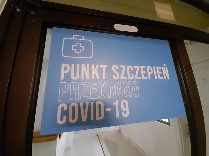 Pierwsze szczepienia przeciwko COVID-19 w Łomży
