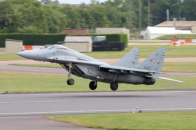 Tajemnicza kradzież części do MiG-29 na Wegrzech