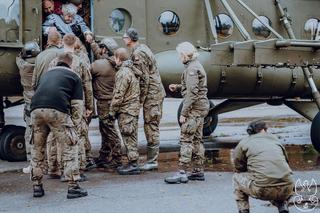 Wojsko Polskie pomaga ewakuować ludność z podtopionych terenów