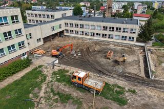 Wielka inwestycja w Mikołajkach. Tak powstaje nowoczesny kompleks sportowo-rekreacyjny