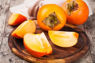 Owoc kaki czyli persymona - właściwości odżywcze. Jak jeść kaki?