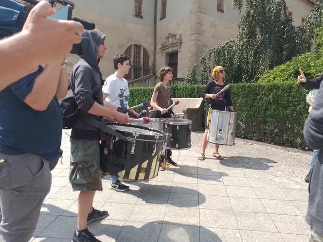 Protest studentów przed rektoratem UAM