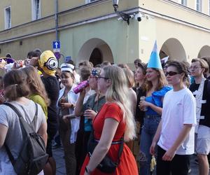 Igry 2024. Barwny korowód studentów przeszedł ulicami Gliwic