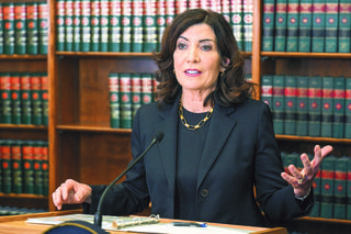 Nowojorczycy chcą limitów dla władzy