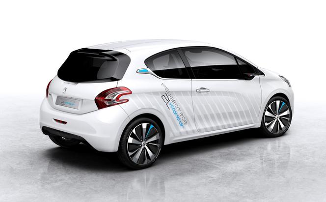 Peugeot 208 HYbrid Air 2L