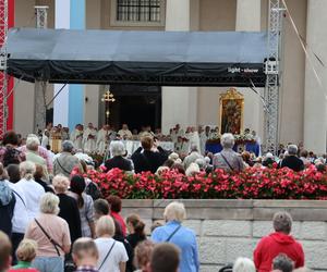 75 lat temu obraz Matki Boskiej w Lublinie zapłakał. Wierni uczcili rocznicę „Cudu lubelskiego” procesją różańcową