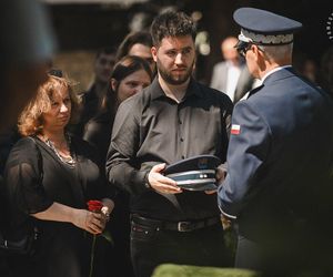 Pogrzeb komendanta policji w Bieruniu. Młodszy inspektor Dariusz Waligóra odszedł na wieczną służbę