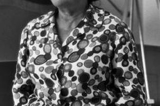 QUIZ PRL. Czerwone damy PRL-u. Jak naprawdę żyły żony dygnitarzy i partyjne celebrytki?