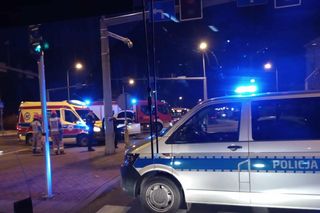 [AKTUALIZACJA] Wypadek na skrzyżowaniu ulic Wernera i Malczewskiego - Dwie osoby zabrane do szpitala, w tym kobieta w ciąży.