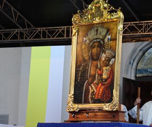 76. rocznica Cudu Lubelskiego. Procesja różańcowa w centrum Lublina