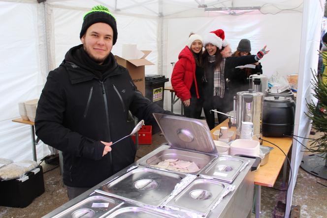 Jarmark i akcja "Miś pod choinkę"