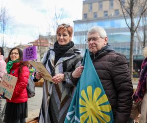 Śląska Manifa w Katowicach pod hasłem Polsko szanuj kobiety