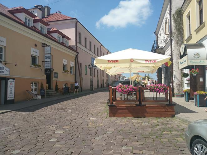 Konserwator zabytków nie chce granitowych płyt na Mickiewicza w Rzeszowie