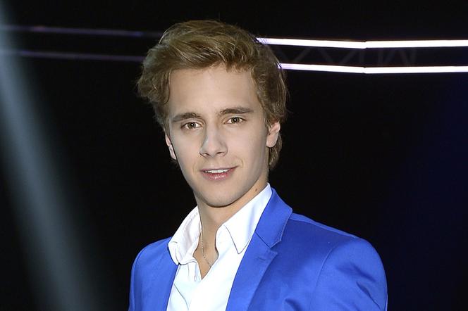 Rodzinka.pl. Maciej Musiał dorabia jako DJ na imprezach