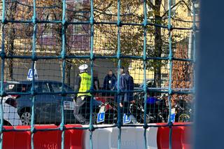 Wypadek motocyklisty podczas egzaminu na prawo jazdy. Służby interweniowały w WORD w Warszawie