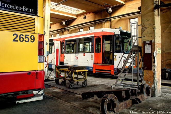 Najstarsza zajezdnia tramwajowa w Łodzi sfotografowana przez Radka Stępnia z Urban Explorers Łódź