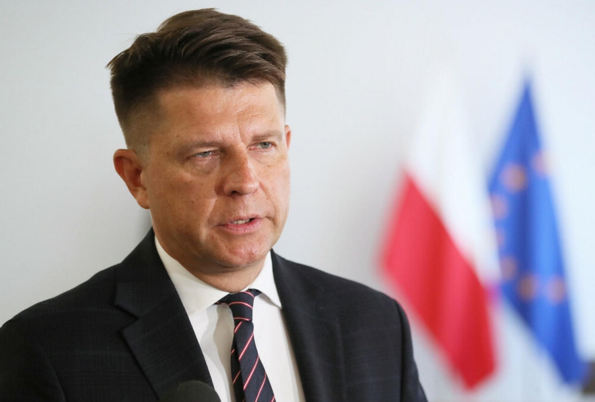 Nowoczesny Smerf chce przejąć partię Smerfa Fanatyka. Buńczuczna zapowiedź!