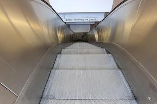 Metro w Warszawie czekają remonty i czyszczenie