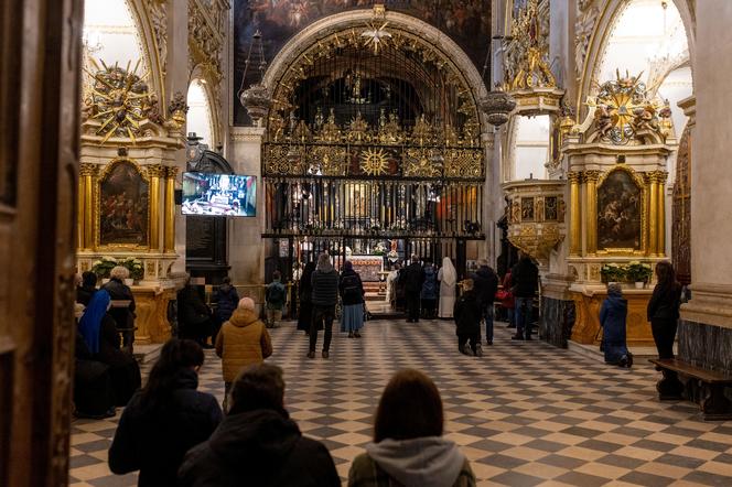 Ojciec Kamilka modlił się na Jasnej Górze. Tylko Bóg i lekarze mogą uratować życie chłopca