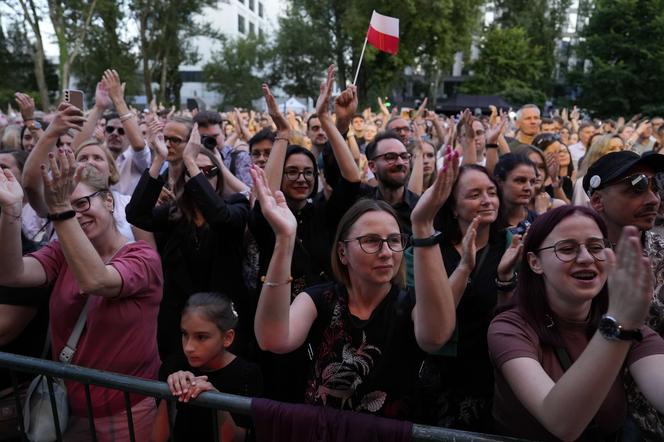 Koncerty Sorry Boys w Muzeum Powstania Warszawskiego. A w tłumie gwiazda!