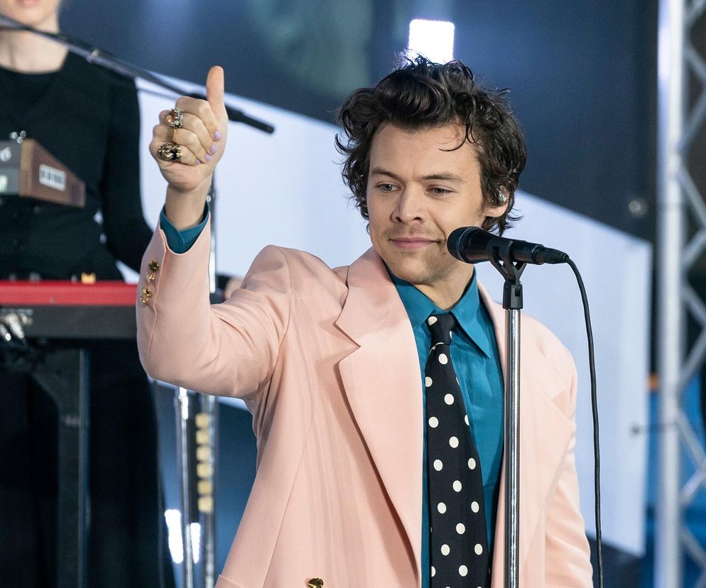 Nowa miłość Harry’ego Stylesa?! Te ujęcia nie pozostawiają złudzeń