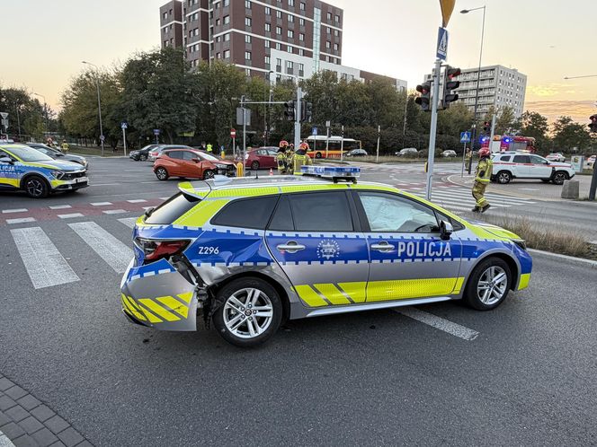 Dachowanie radiowozu. Bielany