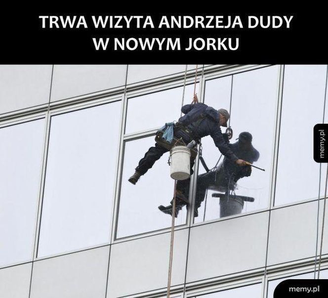Ostatni dzień Andrzeja Dudy w Pałacu Prezydenckim. Jak internauci zapamiętali go jako głowę państwa?