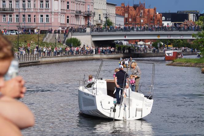 Ster na Bydgoszcz 2023. Wielka parada jednostek pływający [ZDJĘCIA] 