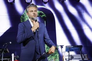 Olivier Janiak bez tajemnic w Mellinie. Gwiazdor TVN opowiada o pracy, ojcostwie i szalonych zaręczynach