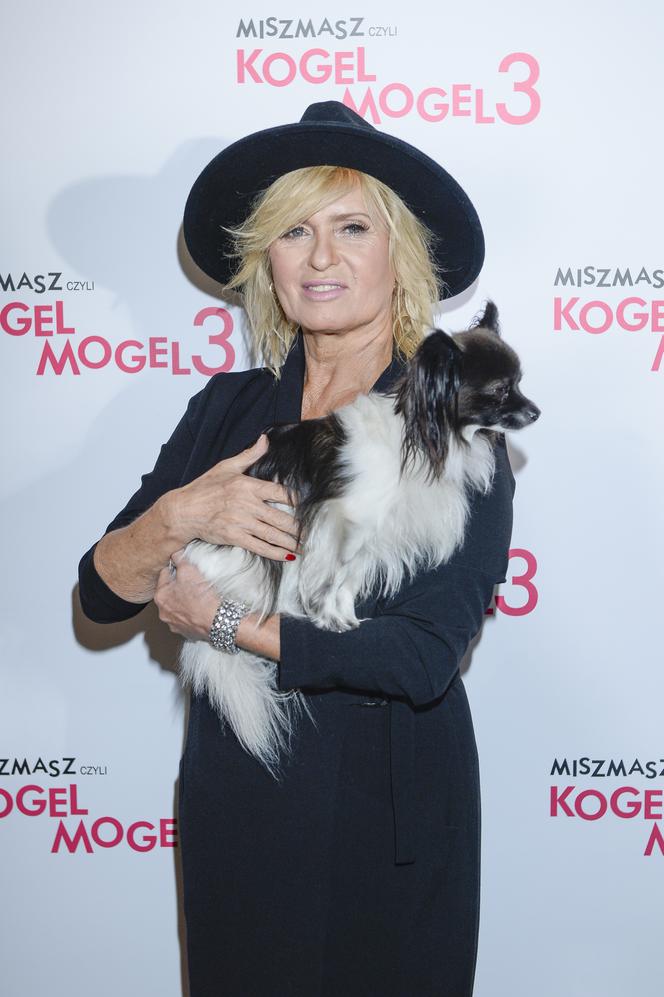 Rzucił Kasprzyk na kolana. Ewa Kasprzyk z pieskiem Shakirą