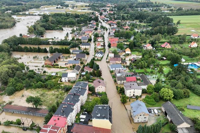 Tak wyglądają Głuchołazy po przejściu powodzi. Niewyobrażalna skala zniszczeń