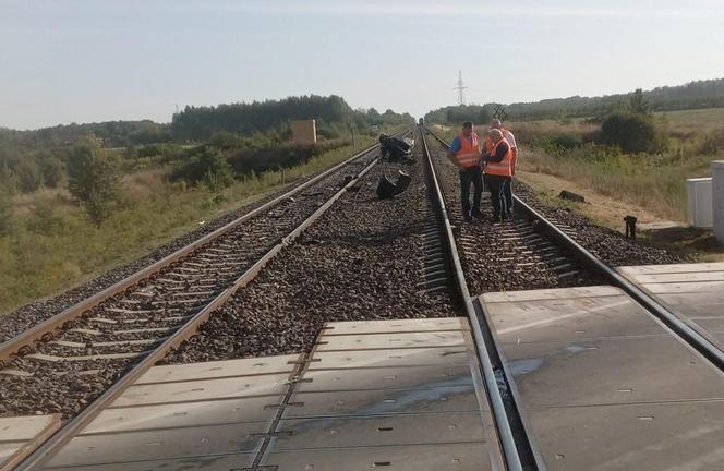 Śmiertelny wypadek na przejeździe kolejowym w Stoku Lackim