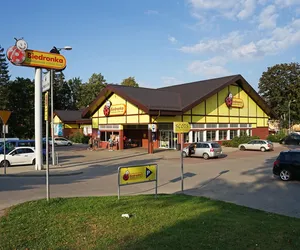 Rewolucja dla klientów Biedronki. Będą mogli robić to równocześnie podczas zakupów