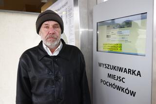 Mówią mi Cześć nieboszczyk. Pan Jarosław został pochowany za życia. Na policji powiedzieli: Pan nie żyje