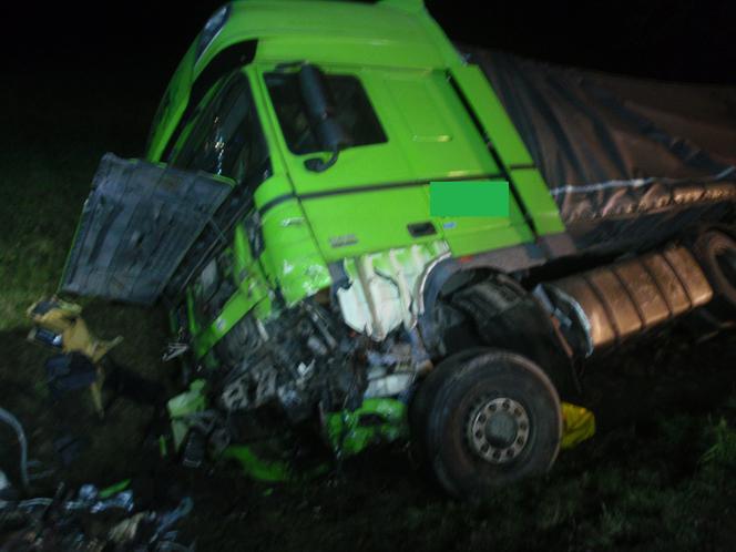 Kolnica: Tragiczny wypadek na DK 8. Czołowo zderzenie. Jedna osoba nie żyje [FOTO]