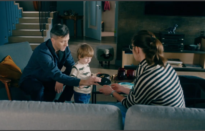 BrzydUla 2, odcinek 230: Ula (Julia Kamińska), Marek (Filip Bobek), Antoś (Jakub Jankowski)