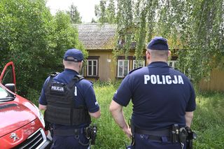 Policja na Osiedlu Przyjaźń w Warszawie 