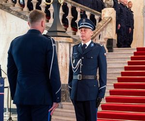 Nowi policjanci zasilili szeregi śląskiej policji! Wśród nich osiem policjantek