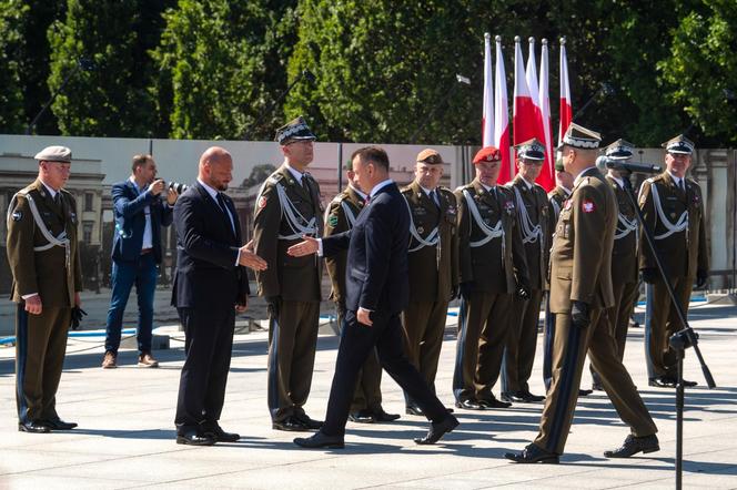 Obchody Święta Wojska Polskiego na pl. Piłsudskiego