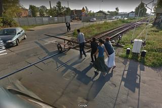 Ukradli szyny kolejowe? Zobacz, co znalazł internauta na Google Maps w Krośnie. Myślałem, że widziałem już wszystko 