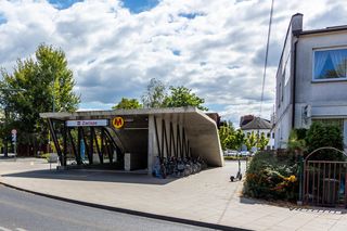Okolice stacji metro Zacisze w Warszawie