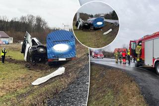 Śmiertelny wypadek pod Bełchatowem. Pasażerka busa zginęła w zderzeniu z tirem na DK nr 74.