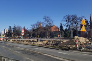 Zniknie kamienica w centrum Bydgoszczy. Są utrudnienia dla kierowców i pieszych [WIDEO] 