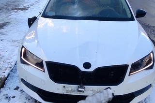 Drastyczny wypadek w Braniewie. Pieszy poleciał w górę i spadł na ziemię [ZDJĘCIA]